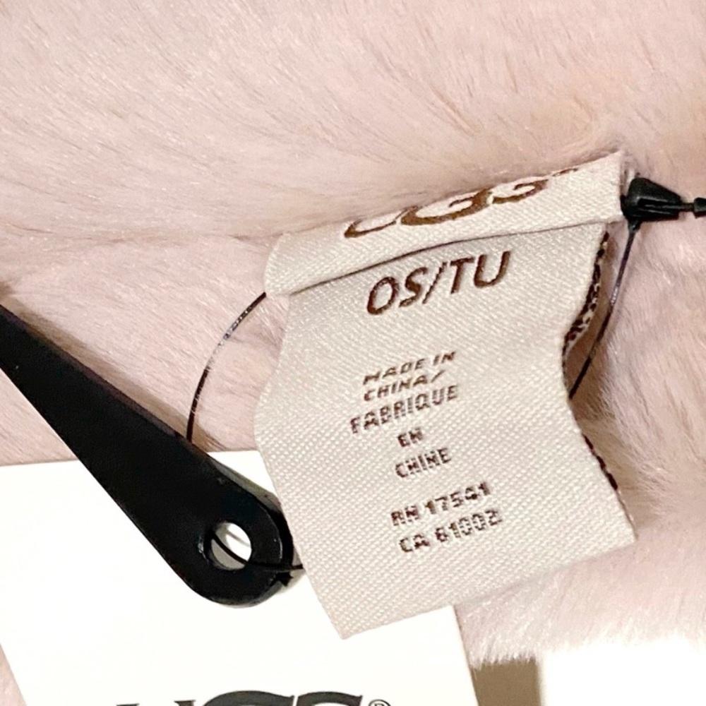 UGG Women’s Pink Faux Fur Headband NWT - Picture 5 of 6